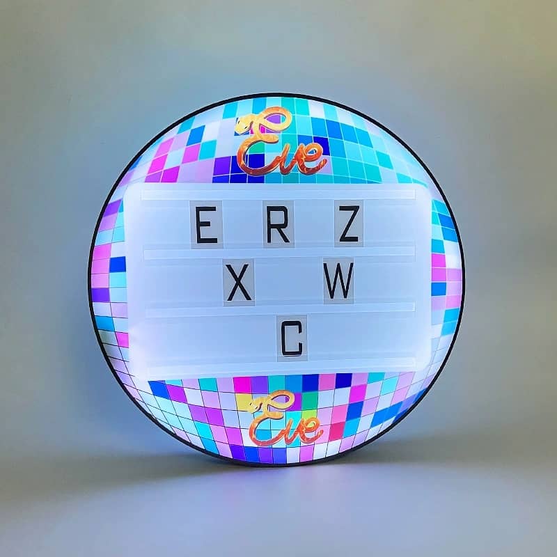 Custom Logo VIP Display LED Letter Board Bottle Presenter