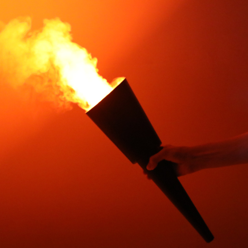 LED Electronic Torch, Atomized Flame Torch, Handheld Realistic Sacred Flame Bonfire